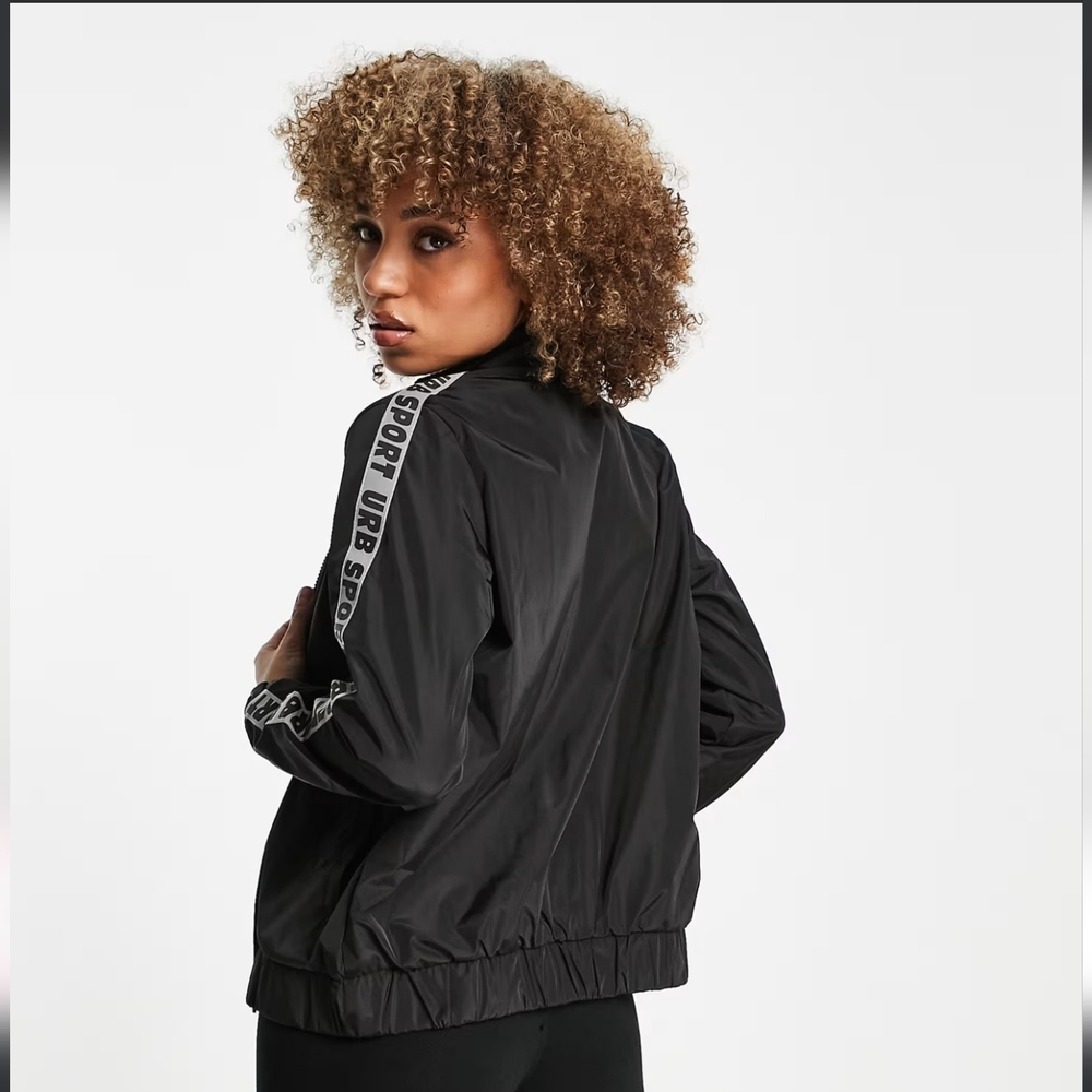 Black Sporty Women's Jacket